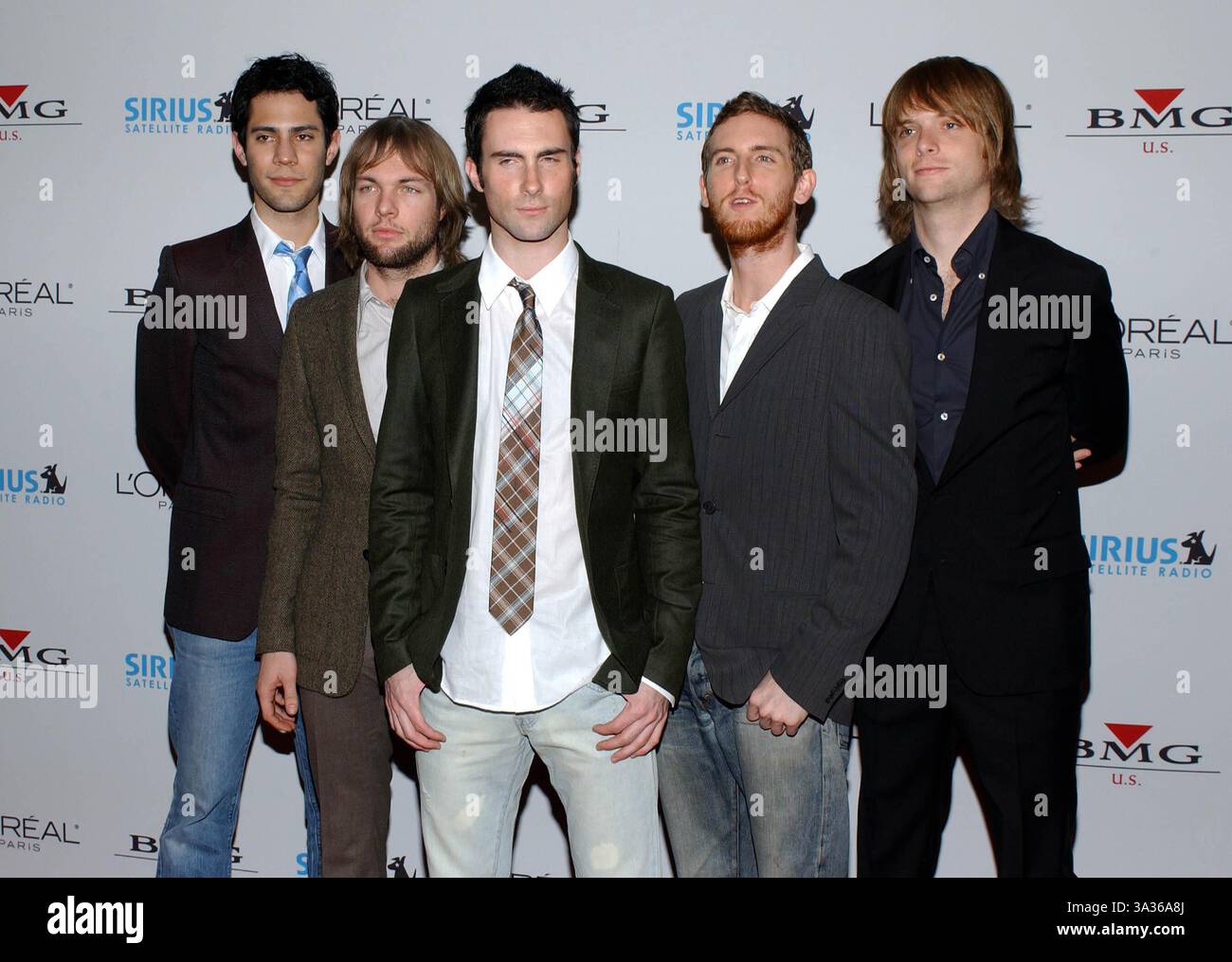 12 FÉVRIER 2005 - BEVERLY HILLS, CALIFORNIE - K41292FB.CLIVE DAVIS 2005 PRE GRAMMY PARTY, AU BEVERLY. HILLS HOTEL, BEVERLY HILLS, CA..02-12-2005. FITZROY BARRETT/ 2005.MAROON 5(crédit image : © Globe photos/ZUMAPRESS.com) Banque D'Images