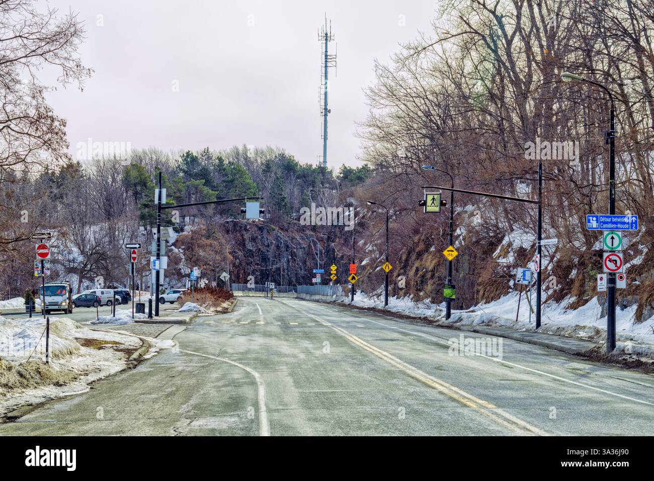 Camillien-Houde Way sur Mt. Royal - divers Banque D'Images