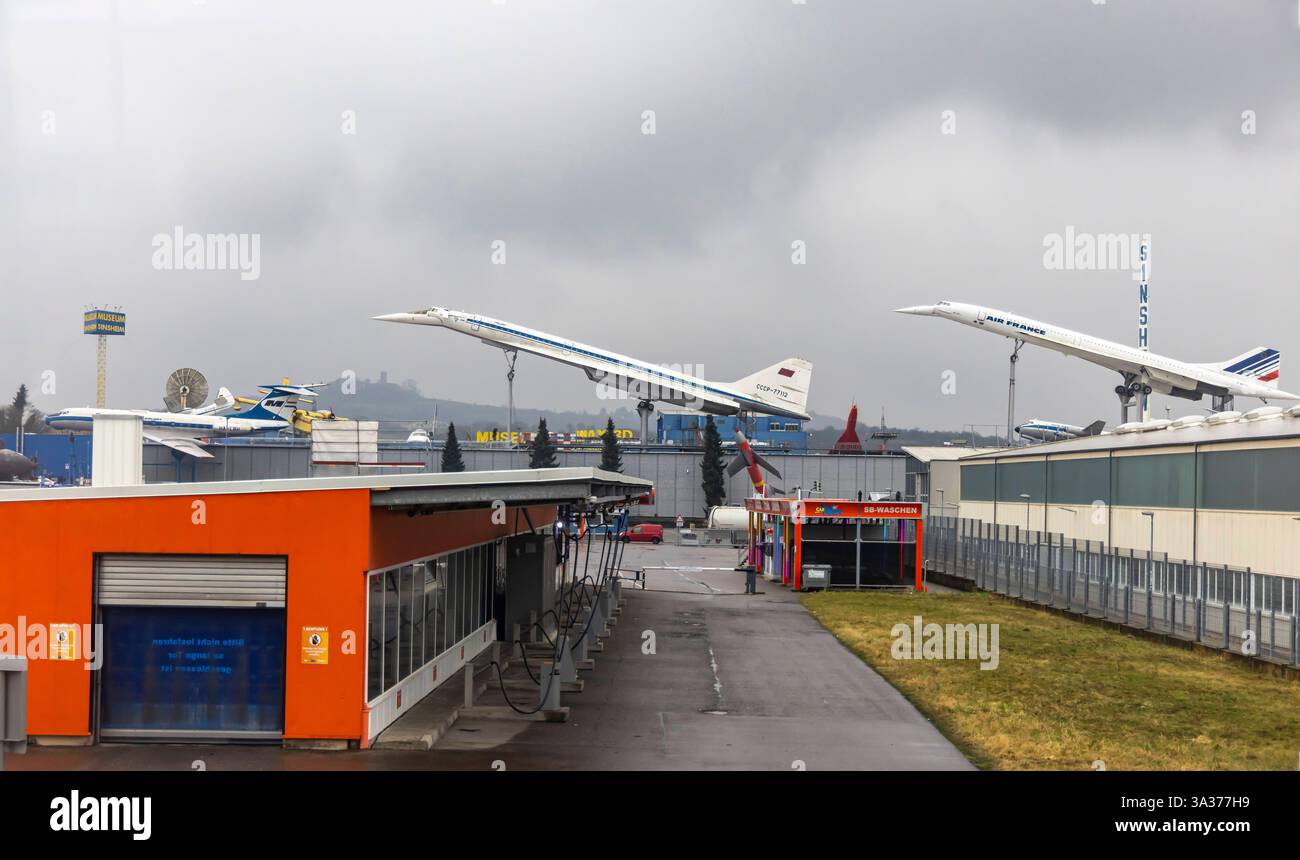 Musée Technik Sinsheim. Freiluftausstellung mit den Hauptattraktionen Überschallflugzeug Concorde und Tupolew tu-144. // 12.03 2025 : Sinsheim, Baden-Württemberg, Deutschland, Europa *** Musée Technik Sinsheim exposition en plein air avec les principales attractions des avions supersoniques Concorde et Tupolev tu 144 12 03 2025 Sinsheim, Baden Württemberg, Allemagne, Europe Banque D'Images