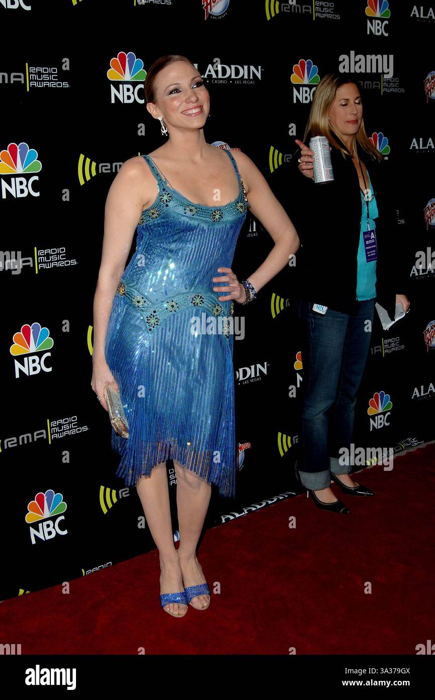 19 déc., 2005 - Las Vegas, Nevada, USA - K46073FB.2005 RADIO MUSIC AWARD LES ARRIVÉES À L'ALADDIN.HOTEL AND CASINO LAS VEGAS, NEVADA..12/19/2005. BARRETT FITZROY / 2005.DEBORAH GIBSON(Image Crédit : © Globe Photos/ZUMAPRESS.com) Banque D'Images