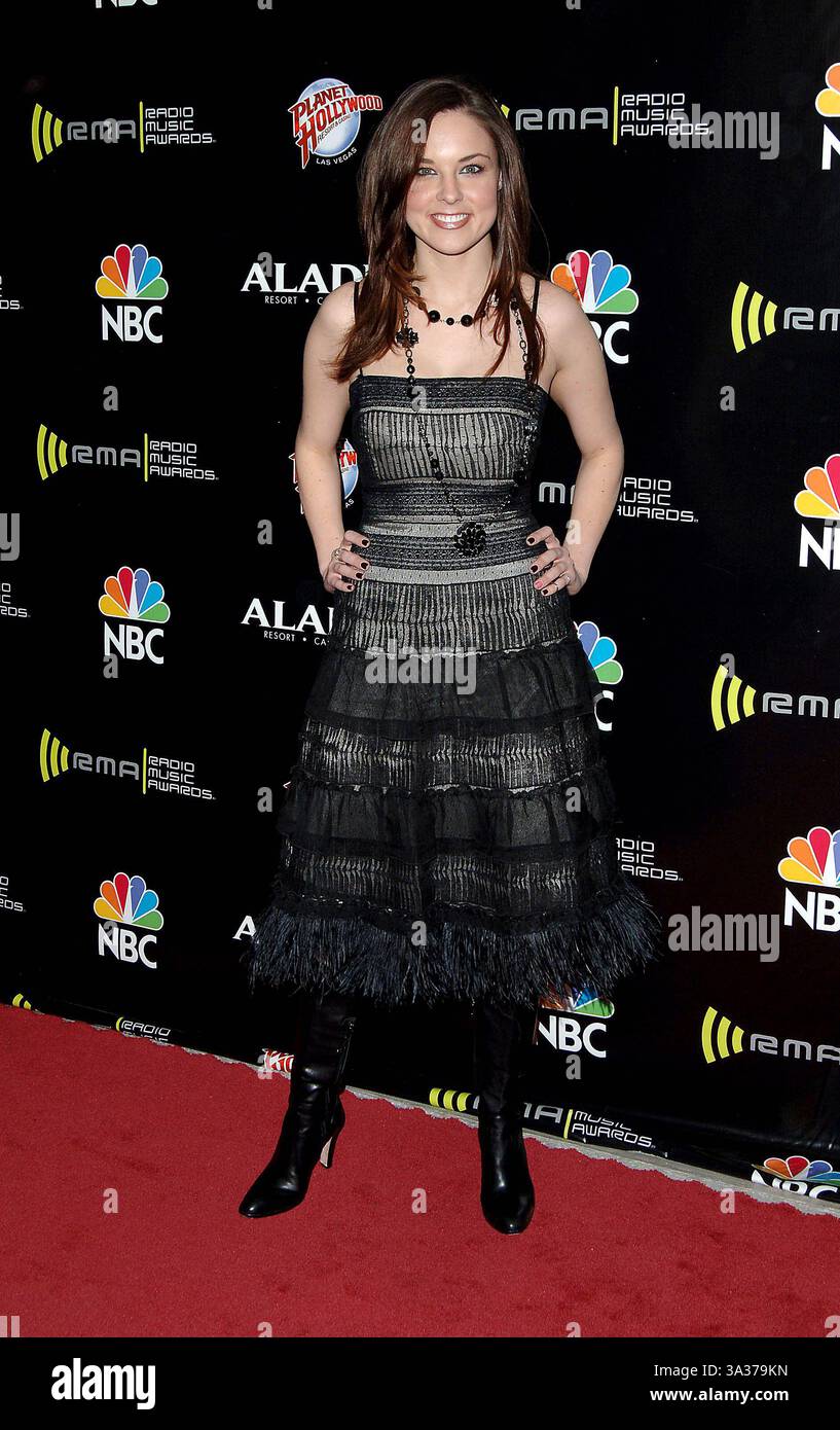 20 déc., 2005 - Las Vegas, Nevada, USA - K46073FB.2005 RADIO MUSIC AWARD LES ARRIVÉES À L'ALADDIN.HOTEL AND CASINO LAS VEGAS, NEVADA..12/19/2005. BARRETT FITZROY / 2005.ANNA NALICK(Credit Image : © Globe Photos/ZUMAPRESS.com) Banque D'Images