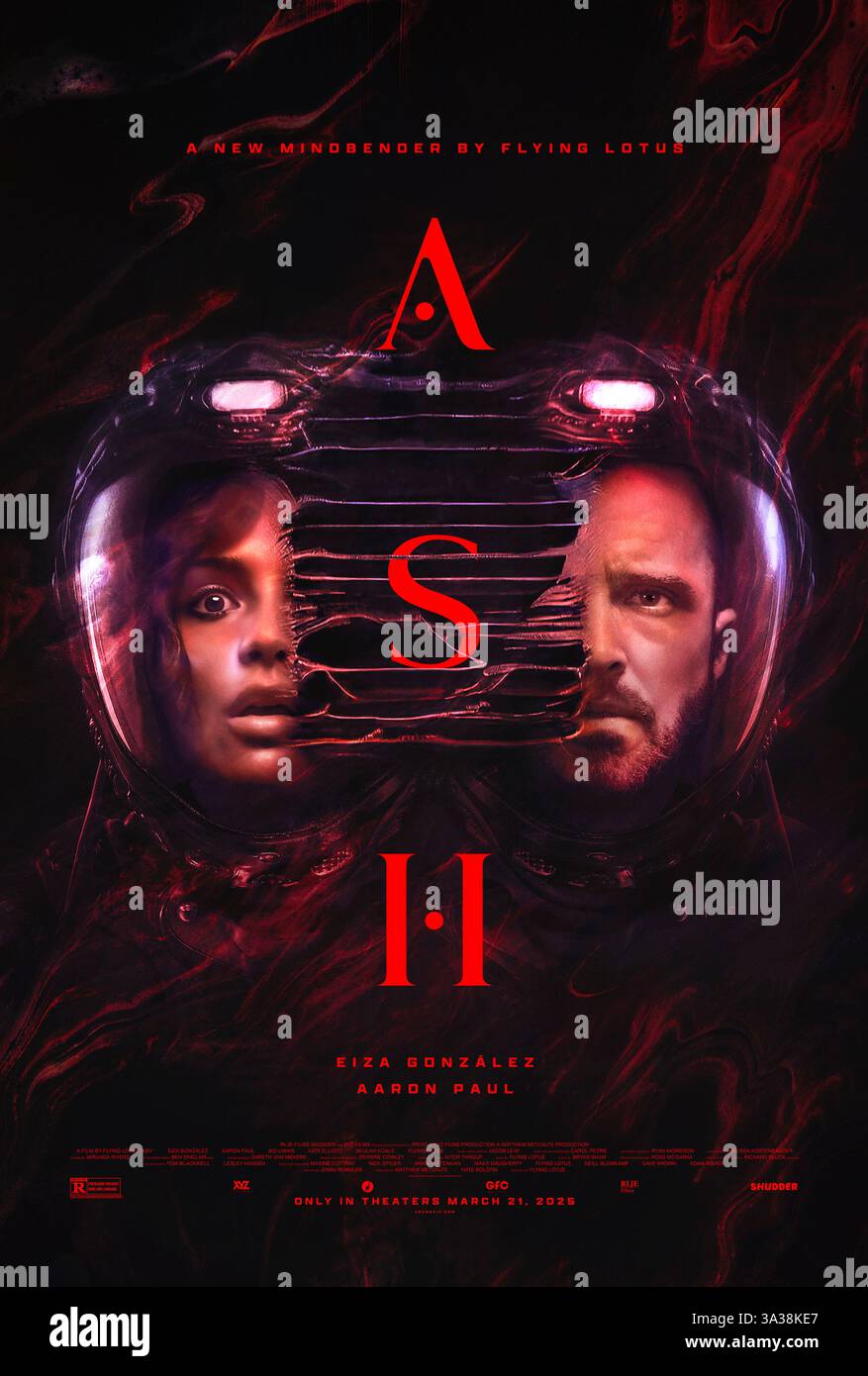 Ash (2025) réalisé par Flying Lotus avec Eiza González, Aaron Paul et Iko Uwais. Sur la mystérieuse planète Ash, l'astronaute Riya se réveille et trouve son équipage massacré. Quand un homme nommé Brion arrive pour la sauver, une épreuve de terreur psychologique et physique s'ensuit alors que Riya et Brion doivent décider s'ils peuvent se faire confiance pour survivre. Affiche AMÉRICAINE À une feuille POUR USAGE ÉDITORIAL UNIQUEMENT. Crédit : BFA / frémissements Banque D'Images