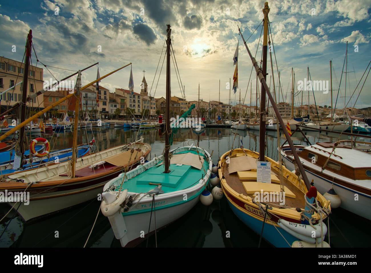 Port de Sanary sur mer sur la Côte d'Azur en France Banque D'Images