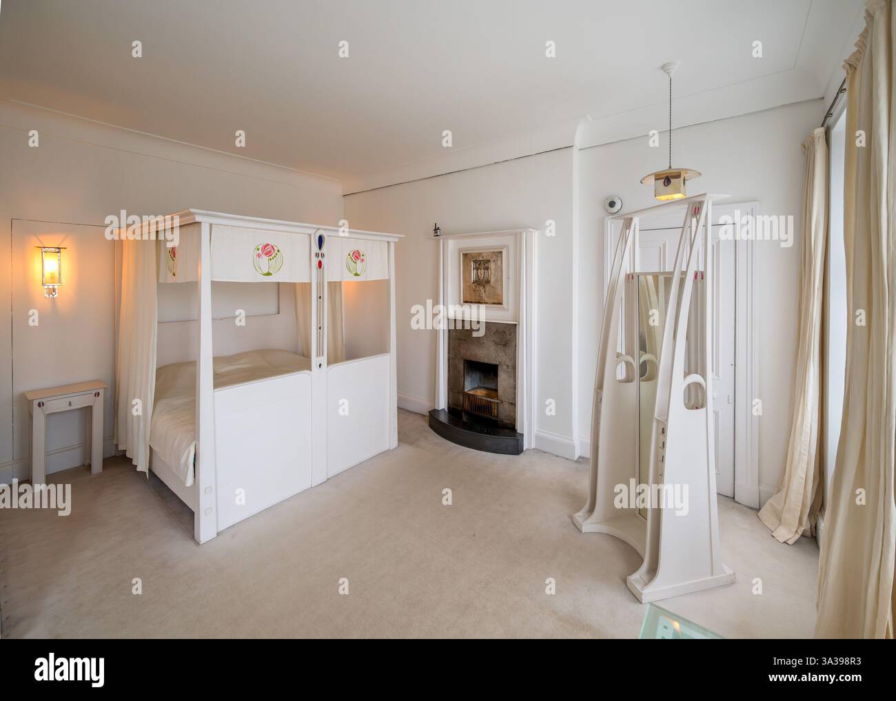 Chambre dans la maison Mackintosh dans le Hunterian Museum and Art Gallery, Glasgow, Écosse, Royaume-Uni Banque D'Images