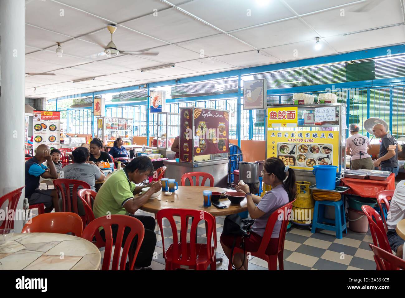 Aire de restauration chinoise ou centre de colporteurs à Melaka. Malaisie Banque D'Images