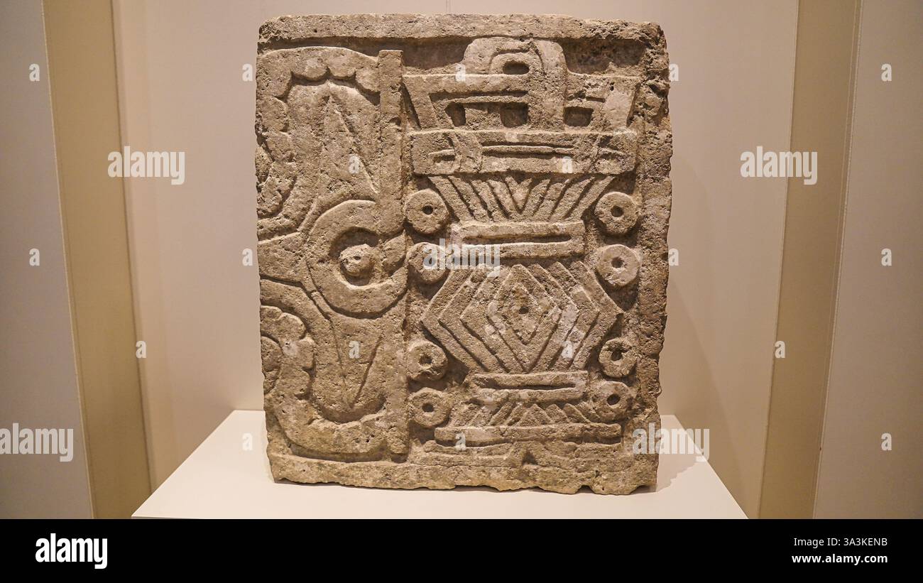 Nohoch Ek, nom astronomique maya pour la planète Vénus représentée sur un bloc de pierre du Temple de Vénus à Chichen Itza, Museo de Maya, Cancun, Mexique Banque D'Images