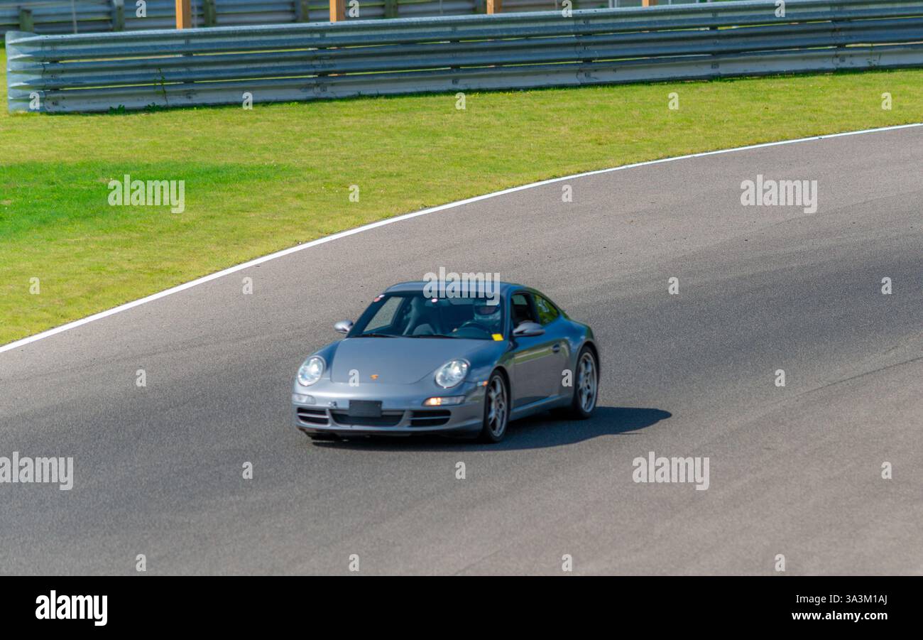 Porsche week-end au circuit Mont-Tremblant, Québec, Montréal, commandité par Aston Martin Montréal. Banque D'Images