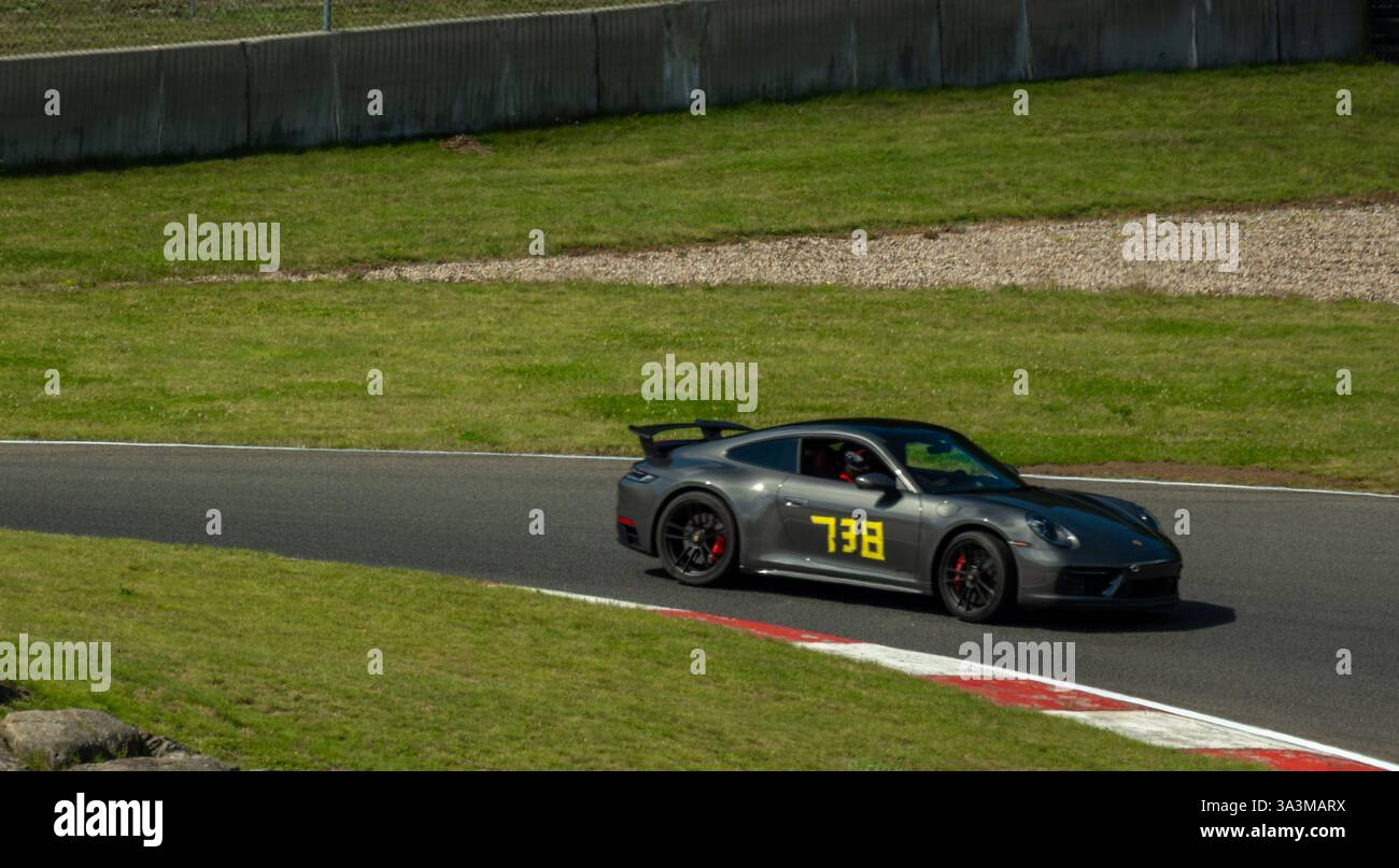 Porsche week-end au circuit Mont-Tremblant, Québec, Montréal, commandité par Aston Martin Montréal. Banque D'Images