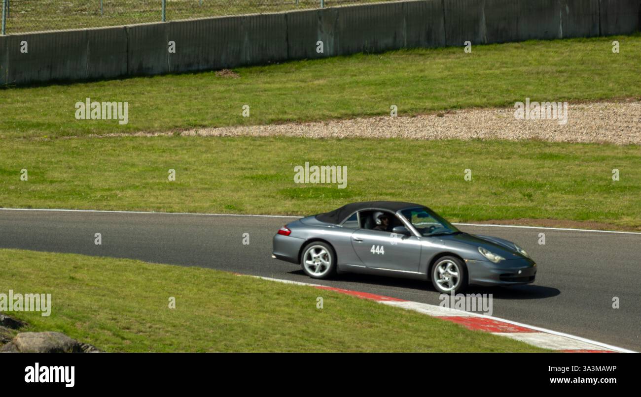 Porsche week-end au circuit Mont-Tremblant, Québec, Montréal, commandité par Aston Martin Montréal. Banque D'Images