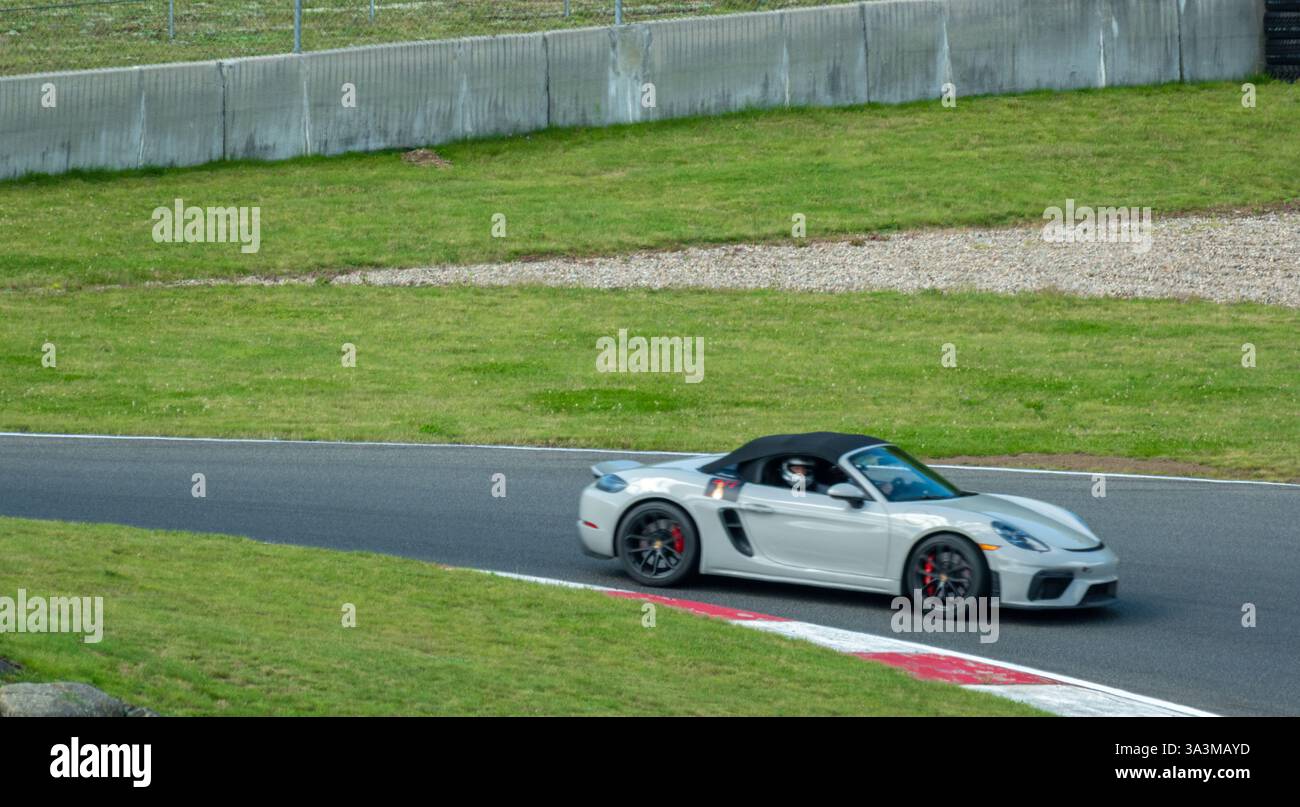 Porsche week-end au circuit Mont-Tremblant, Québec, Montréal, commandité par Aston Martin Montréal. Banque D'Images