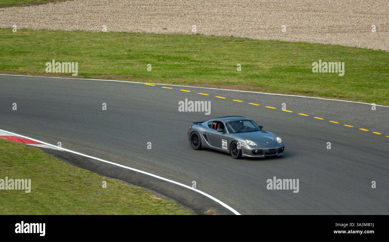Porsche week-end au circuit Mont-Tremblant, Québec, Montréal, commandité par Aston Martin Montréal. Banque D'Images