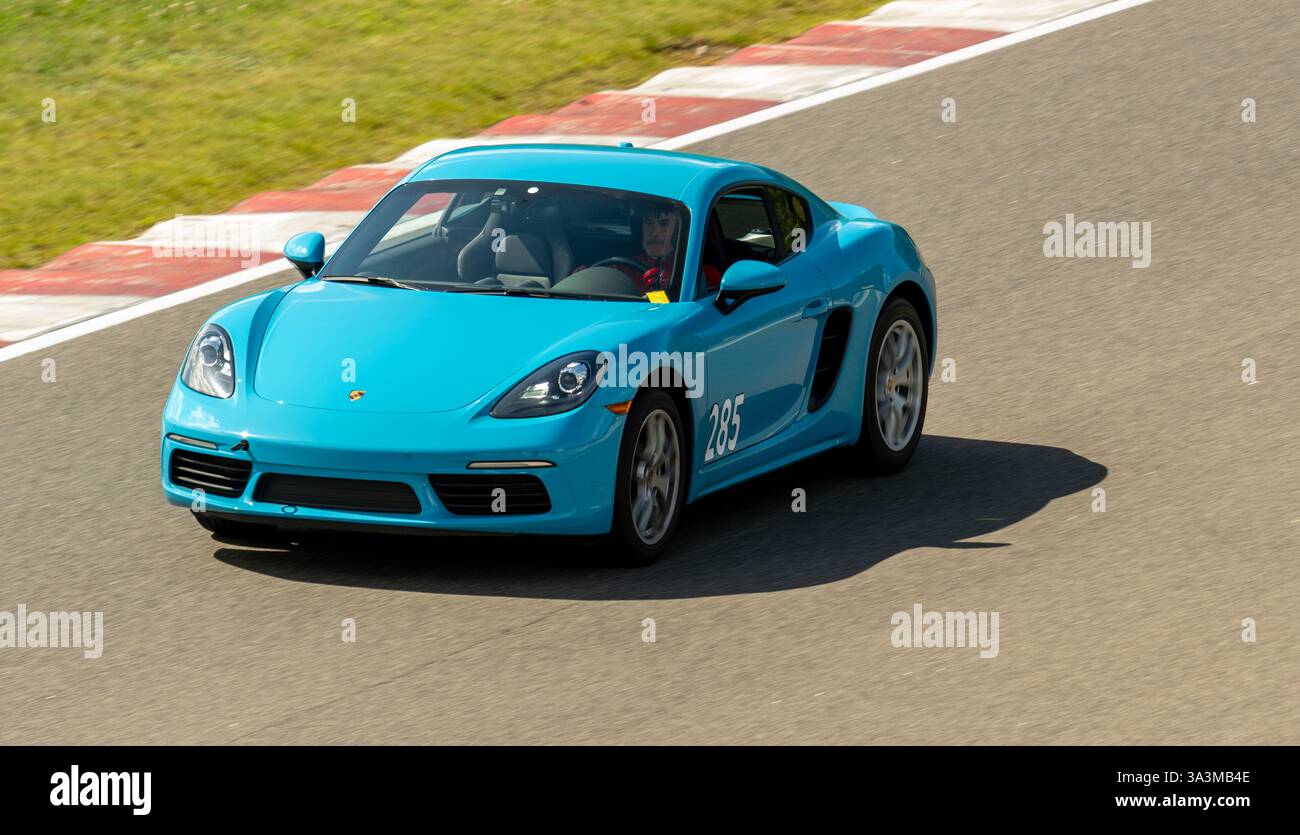 Porsche week-end au circuit Mont-Tremblant, Québec, Montréal, commandité par Aston Martin Montréal. Banque D'Images