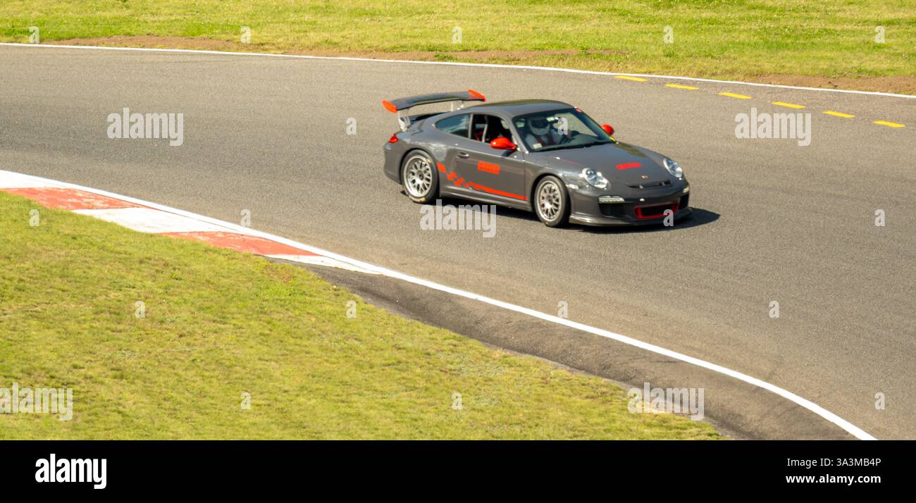 Porsche week-end au circuit Mont-Tremblant, Québec, Montréal, commandité par Aston Martin Montréal. Banque D'Images