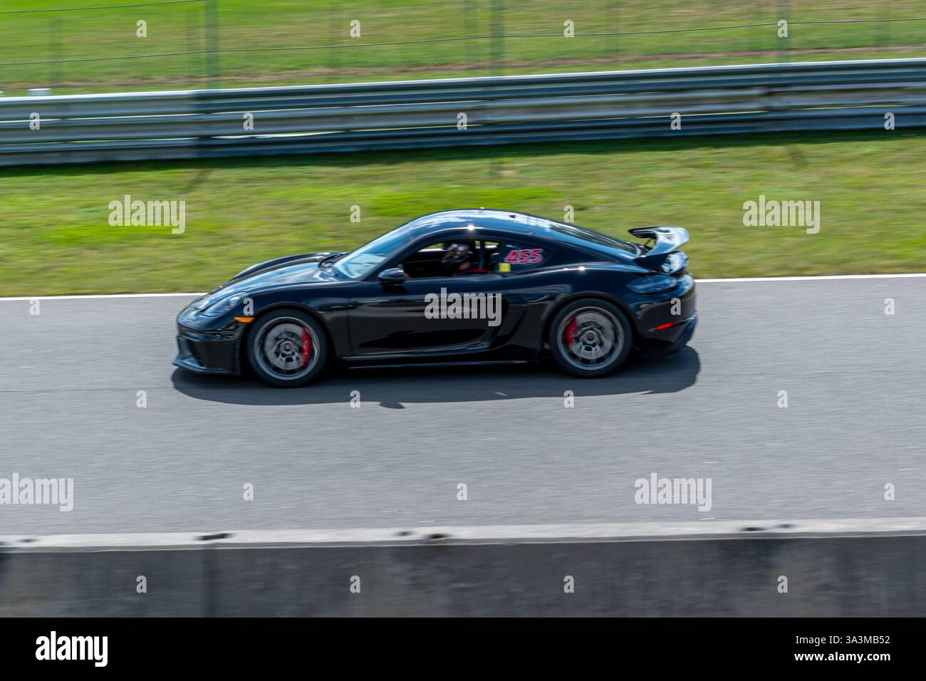 Porsche week-end au circuit Mont-Tremblant, Québec, Montréal, commandité par Aston Martin Montréal. Banque D'Images
