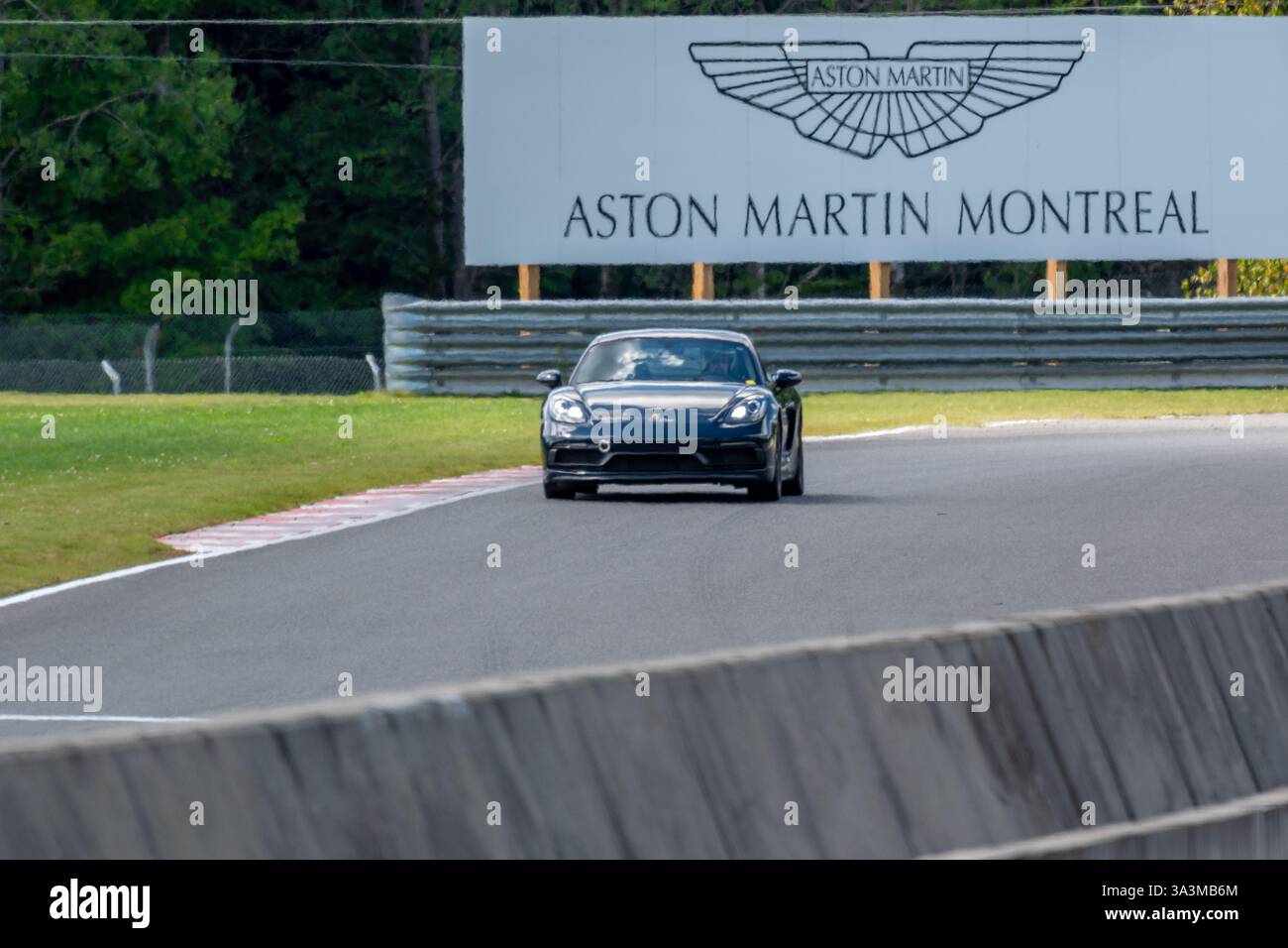 Porsche week-end au circuit Mont-Tremblant, Québec, Montréal, commandité par Aston Martin Montréal. Banque D'Images