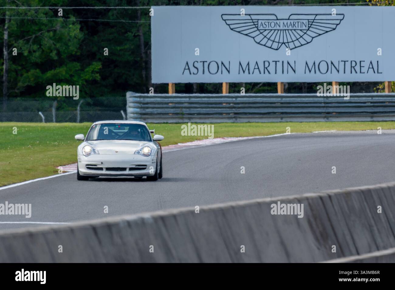 Porsche week-end au circuit Mont-Tremblant, Québec, Montréal, commandité par Aston Martin Montréal. Banque D'Images