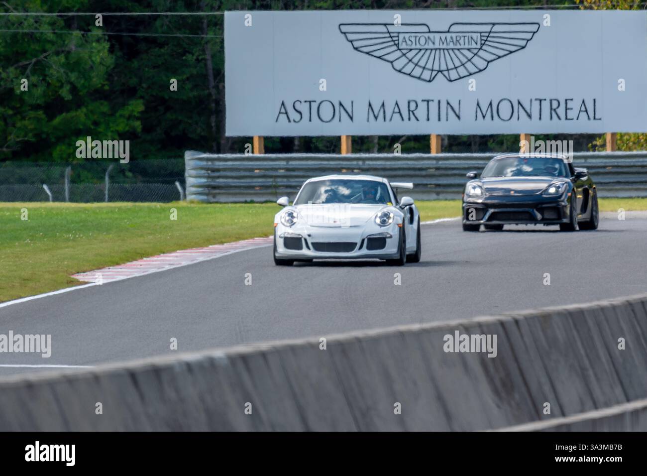 Porsche week-end au circuit Mont-Tremblant, Québec, Montréal, commandité par Aston Martin Montréal. Banque D'Images