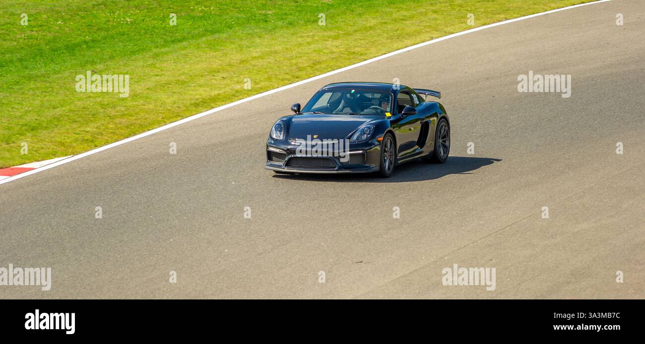 Porsche week-end au circuit Mont-Tremblant, Québec, Montréal, commandité par Aston Martin Montréal. Banque D'Images