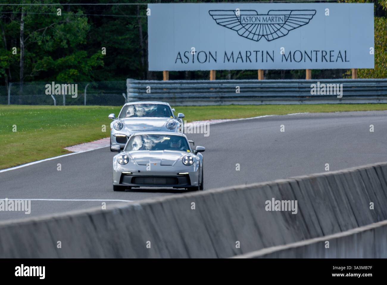 Porsche week-end au circuit Mont-Tremblant, Québec, Montréal, commandité par Aston Martin Montréal. Banque D'Images
