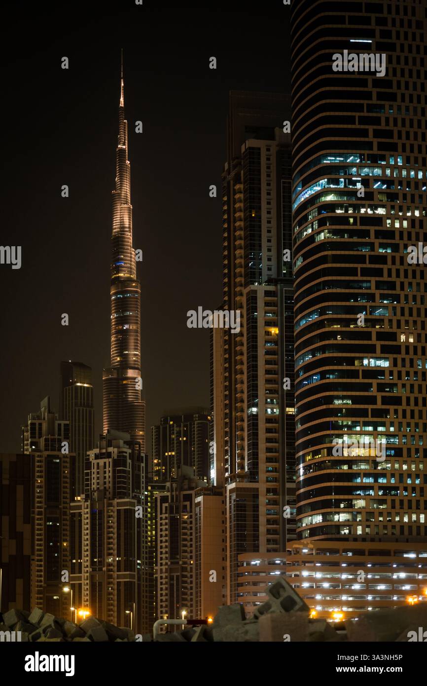 Dubaï, Émirats arabes Unis - 6 mars 2025 - Burj Khalifa la nuit à Dubaï - destination voyage - Émirats arabes Unis Banque D'Images
