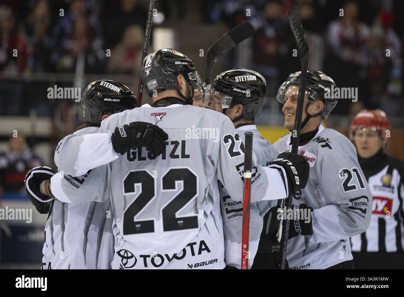 Eisarena Bremerhaven, Bremerhaven, Bremen, Maximilian Gloetzl (Koelner haie, #22), PENNY DEL, Fischtown Pinguins-Koelner haie sur 16.03.2025 à l'Eis Banque D'Images