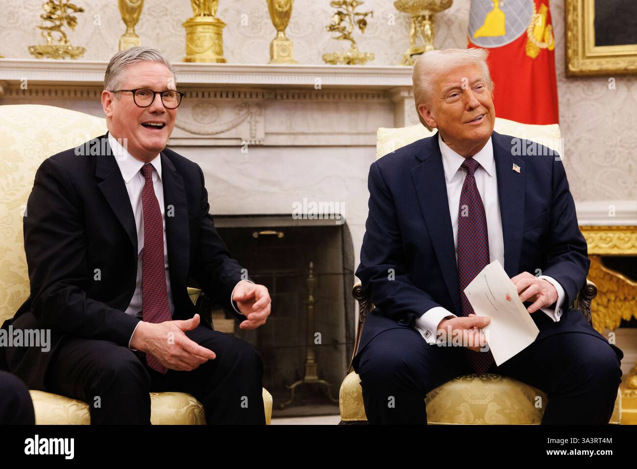 WASHINGTON DC, États-Unis - 27 février 2025 - le président américain Donald Trump et le premier ministre britannique Keir Starmer se rencontrent à la Maison Blanche, Washington DC, États-Unis le Banque D'Images