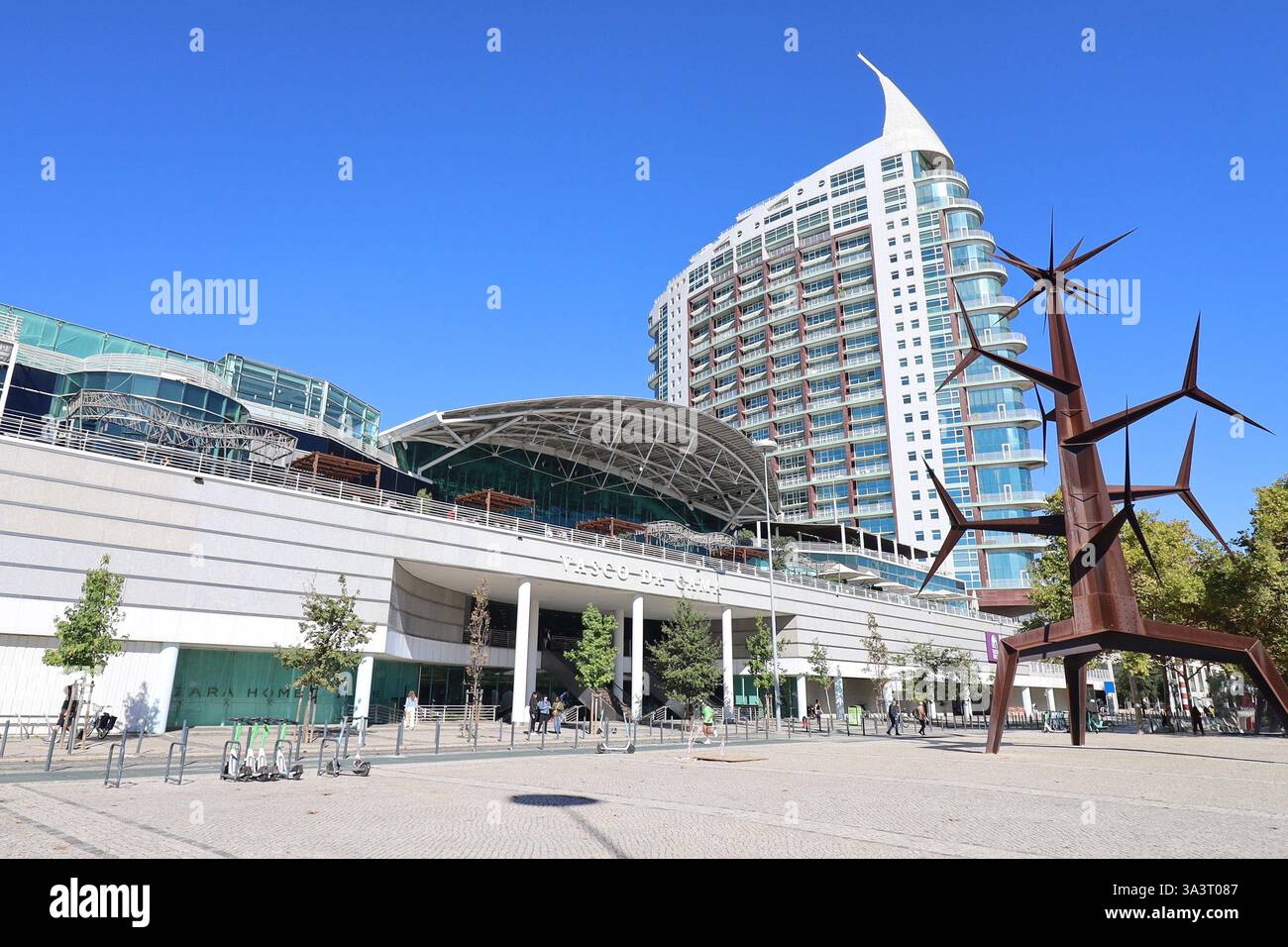 Centre commercial Vasco da Gama, dans le quartier des affaires du Parque dos Nações, Lisbonne, Portugal Banque D'Images