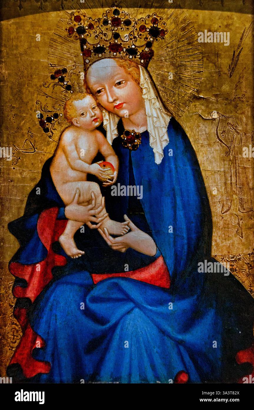 La Vierge et l'enfant tenant une pomme Créateur Bohême XVe siècle la Vierge à l'enfant tenant une pomme Bohême, Louvre France Musée des Beaux-Arts français. ( L'œuvre d'art 'Vierge à l'enfant, tenant une pomme' est une peinture du XVe siècle attribuée à la Bohême, et elle est conservée au Musée du Louvre. La peinture représente la Vierge Marie et l'enfant Jésus, avec l'enfant tenant une pomme.) Banque D'Images