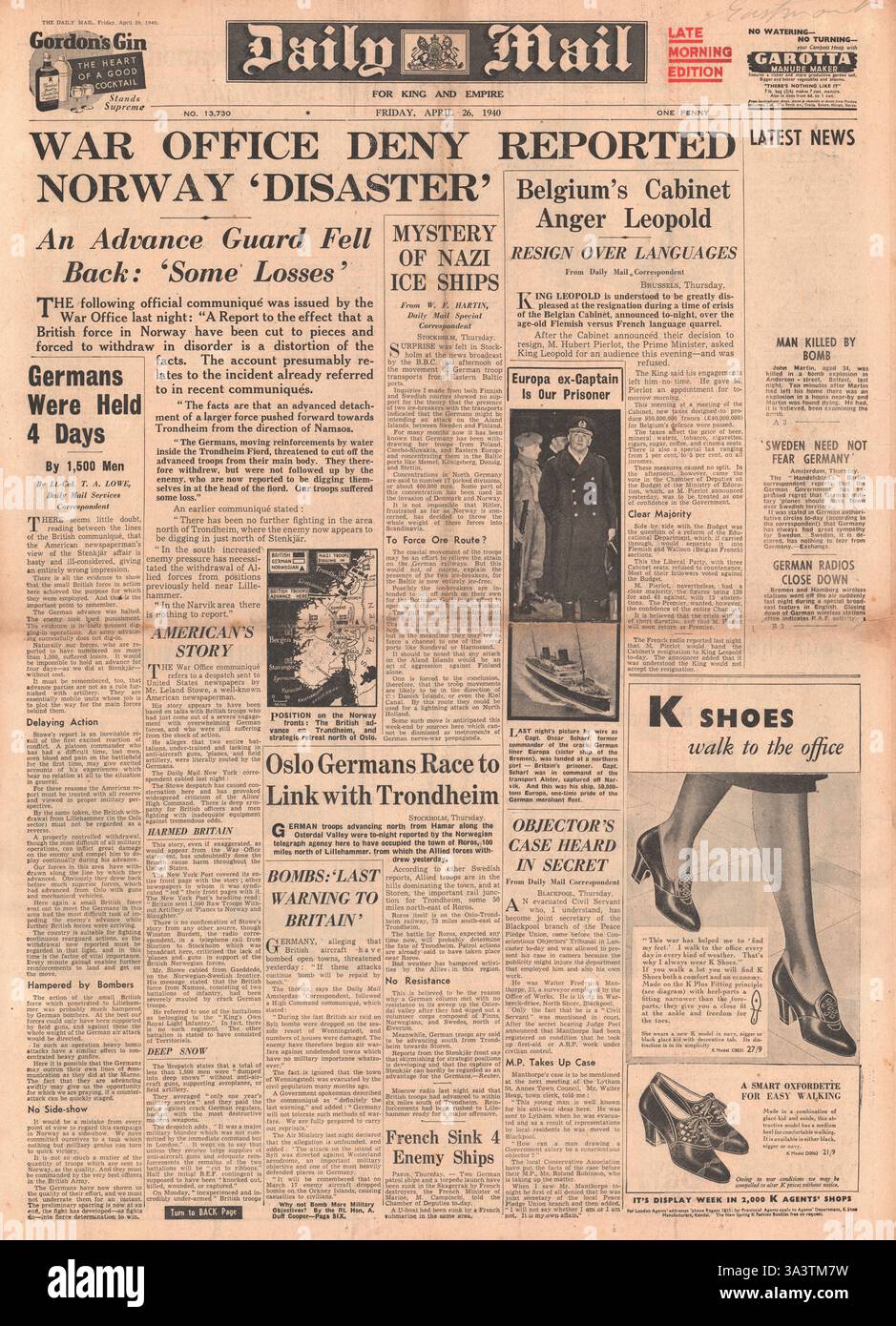 1940 front page Daily Mail War Office nier la Norvège 'Disaster' Banque D'Images