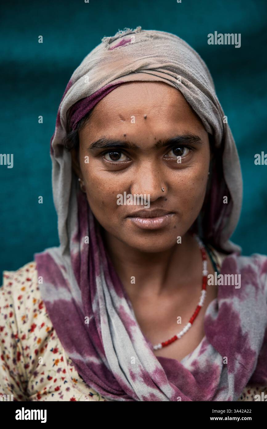 Portrait d'une jeune indienne, Gujarat, Inde Banque D'Images