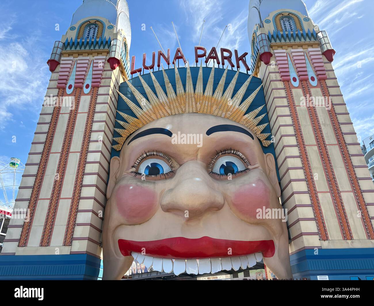 Luna Park à Sydney, Australie. Gros plan sur l'entrée montrant les détails sur le visage. Banque D'Images