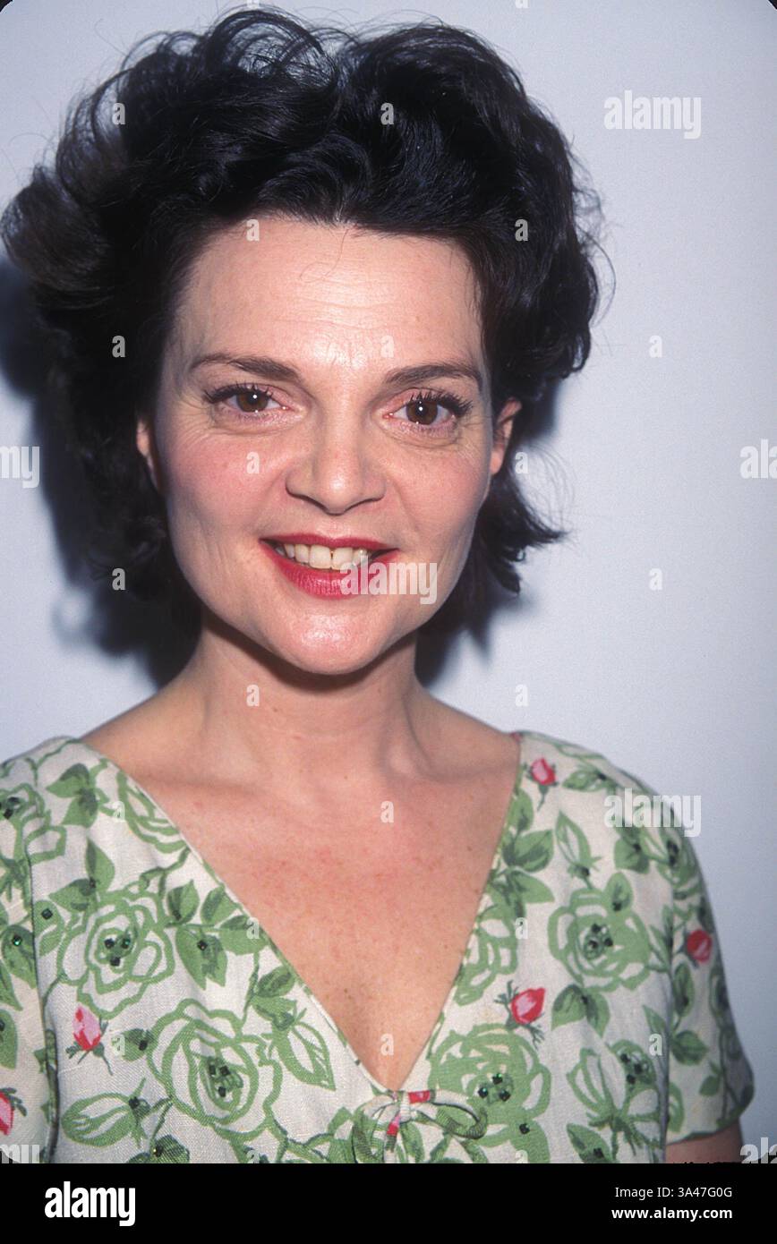 9 NOVEMBRE 2005 - LULU GUINNESS AKA LUCINDA RIVETT-CARNAC À LA SOIRÉE THÉ LULU GUINNESS ORGANISÉE PAR LES SŒURS SYKES , NEW YORK 2-6-2001.K21015RHART.© ROSE HARTMAN-(CREDIT IMAGE : © GLOBE PHOTOS/ZUMAPRESS.COM) Banque D'Images