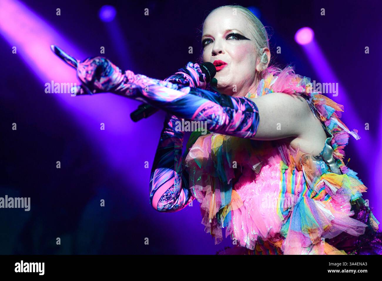 Buenos Aires (18 mars 2025). Le groupe de rock alternatif Garbage (Shirley Manson, chanteuse) joue en live au stade Obras, Buenos Aires, Argentine. Crédit : Mariano Garcia/Alamy Live News Banque D'Images