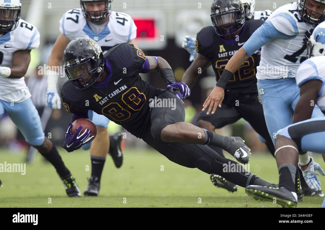 20 septembre 2014 - Greenville, NC, États-Unis - Trevon Brown (88) de Caroline de l'est coupe la défense de l'UNC lors d'un retour de coup d'envoi au premier quart-temps le samedi 20 septembre 2014 au stade Dowdy-Ficklen de Greenville, N.C. (crédit image : © Robert Willett/MCT/ZUMA Wire) Banque D'Images