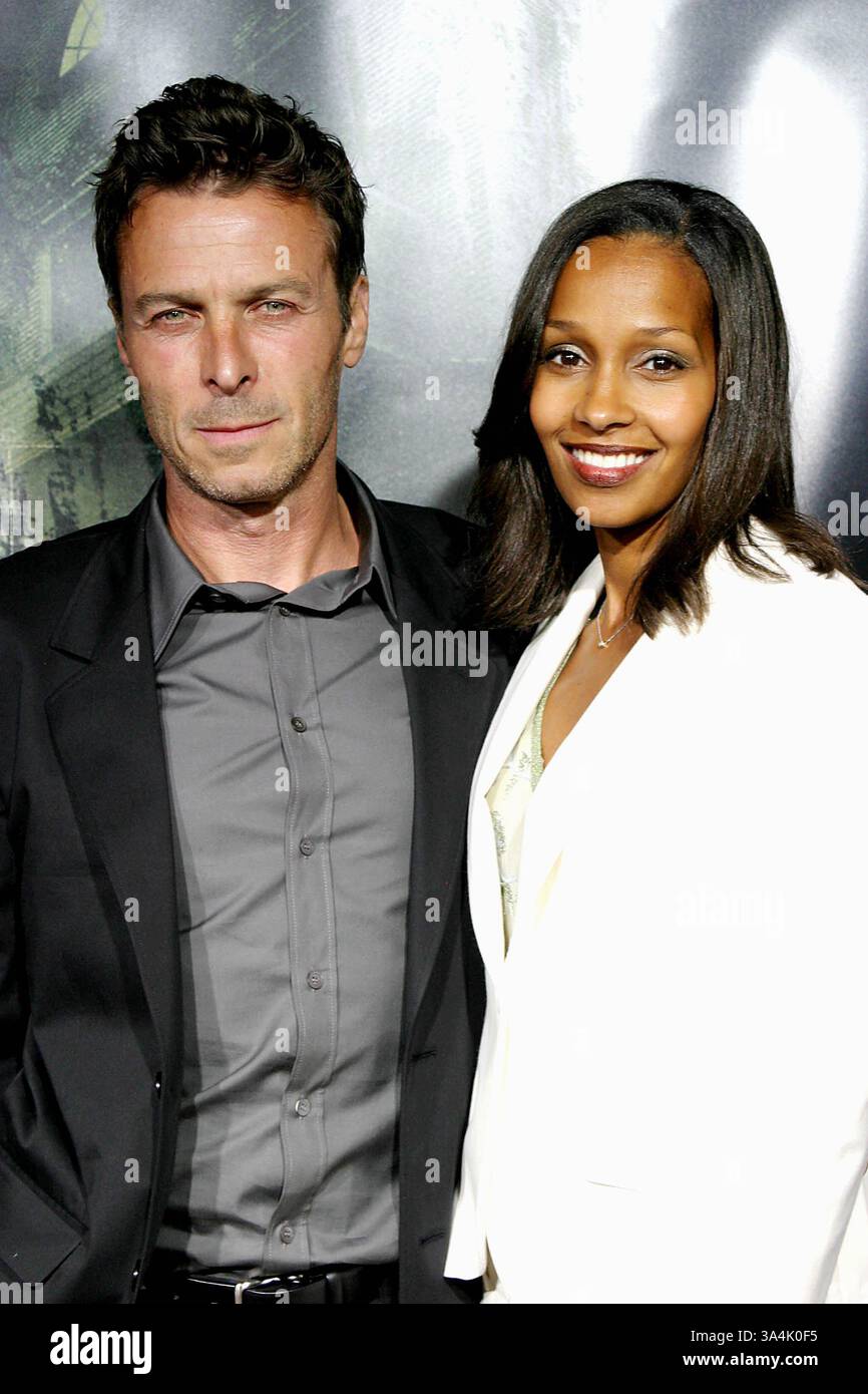 7 AVRIL 2005 - THE AMITYVILLE HORROR PREMIÈRE MONDIALE. DÔME CINERAMA ARCLIGHT. HOLLYWOOD CA 04-07-05.JAIMIE RODRIGUEZ / C) 2005.ANDREW DOUGLAS ET LANORA THOMAS. K42638JR(crédit image : © Globe photos/ZUMAPRESS.com) Banque D'Images