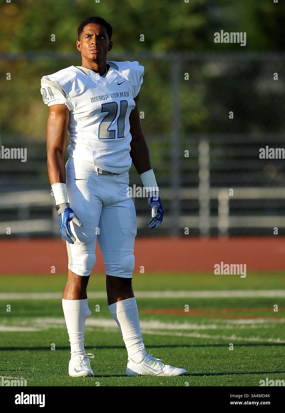 12 septembre 2014 Corona, CA. Bishop Gorman Wide Receiver Cordell Broadus #21.CIF-SS Prep Football Varsity Bishop Gorman v. Centennial Corona..Louis Lopez/Modern Exposure(crédit image : © Louis Lopez/Cal Sport Media/ZUMAPRESS.com) Banque D'Images