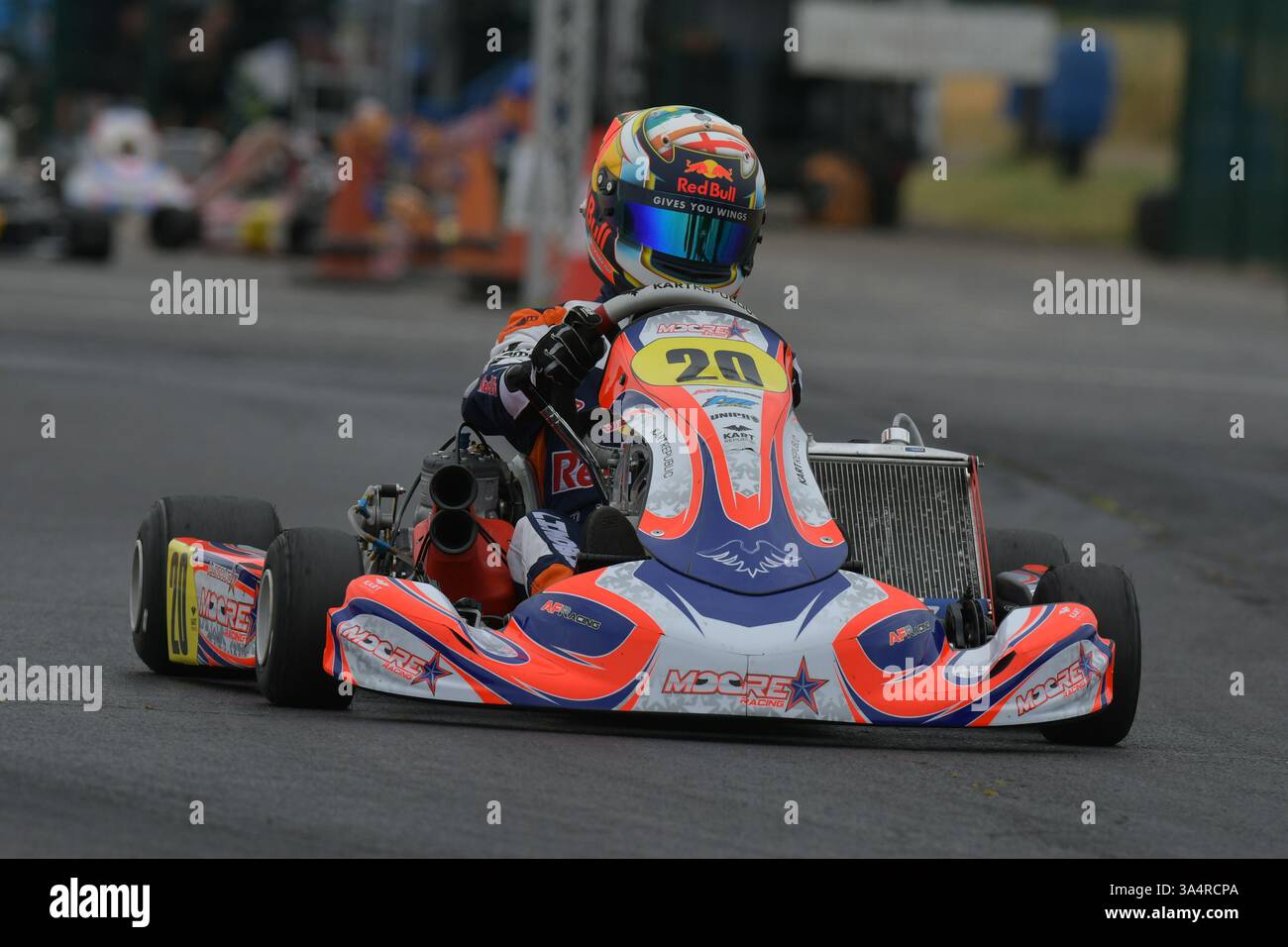 Arvid Lindblad est un pilote de course soutenu par Red Bull britannique et suédois qui participe au championnat de formule 2 pour l'équipe Campos Racing, vu ici lors de sa carrière de karting sur le circuit de Fulbeck en 2022. Banque D'Images