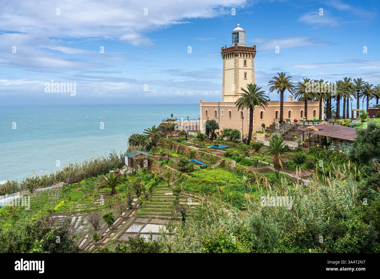 Phare de Cape Spartel, entrée sud du détroit de Gibraltar, Tanger, Maroc, Afrique du Nord Banque D'Images