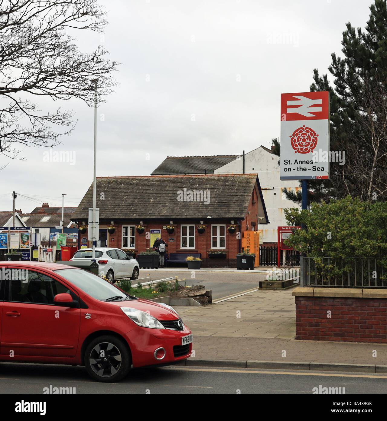 Le côté route de St Annes sur la gare maritime. Le bâtiment de la gare est maintenant une petite affaire de briques qui a été ouverte en 1986. Banque D'Images