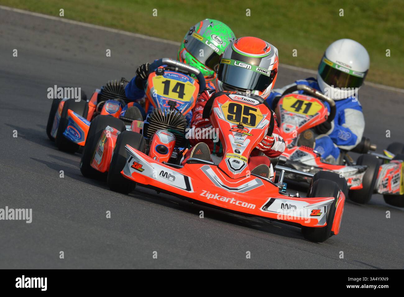 Arvid Lindblad est un pilote de course soutenu par Red Bull britannique et suédois qui participe au championnat de formule 2 pour l'équipe Campos Racing, vu ici lors de sa carrière de karting sur le circuit PF International en 2016. Banque D'Images