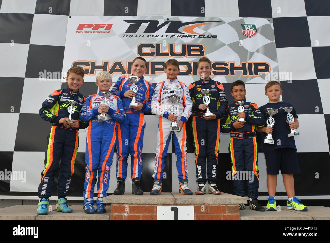 Arvid Lindblad est un pilote de course soutenu par Red Bull britannique et suédois qui participe au championnat de formule 2 pour l'équipe Campos Racing, vu ici lors de sa carrière de karting sur le circuit PF International en 2016. Alex Dunne est un pilote automobile irlandais qui participe au Championnat FIA de formule 2 pour Rodin Motorsport. Freddie Slater un pilote automobile britannique, qui participera au championnat d'Europe régional de formule 2025 pour Prema Racing. Banque D'Images