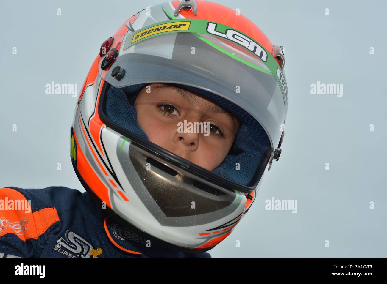 Arvid Lindblad est un pilote de course soutenu par Red Bull britannique et suédois qui participe au championnat de formule 2 pour l'équipe Campos Racing, vu ici lors de sa carrière de karting sur le circuit de Whilton Mill en 2016. Banque D'Images