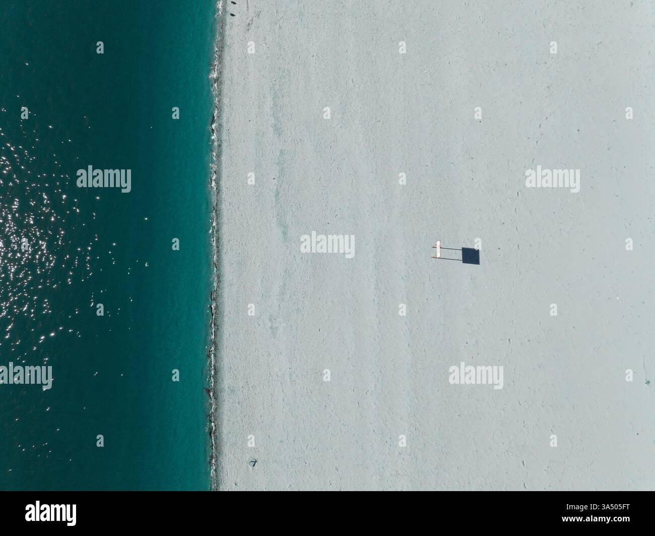 Photo abstraite aérienne d'une plage bleue d'été Banque D'Images