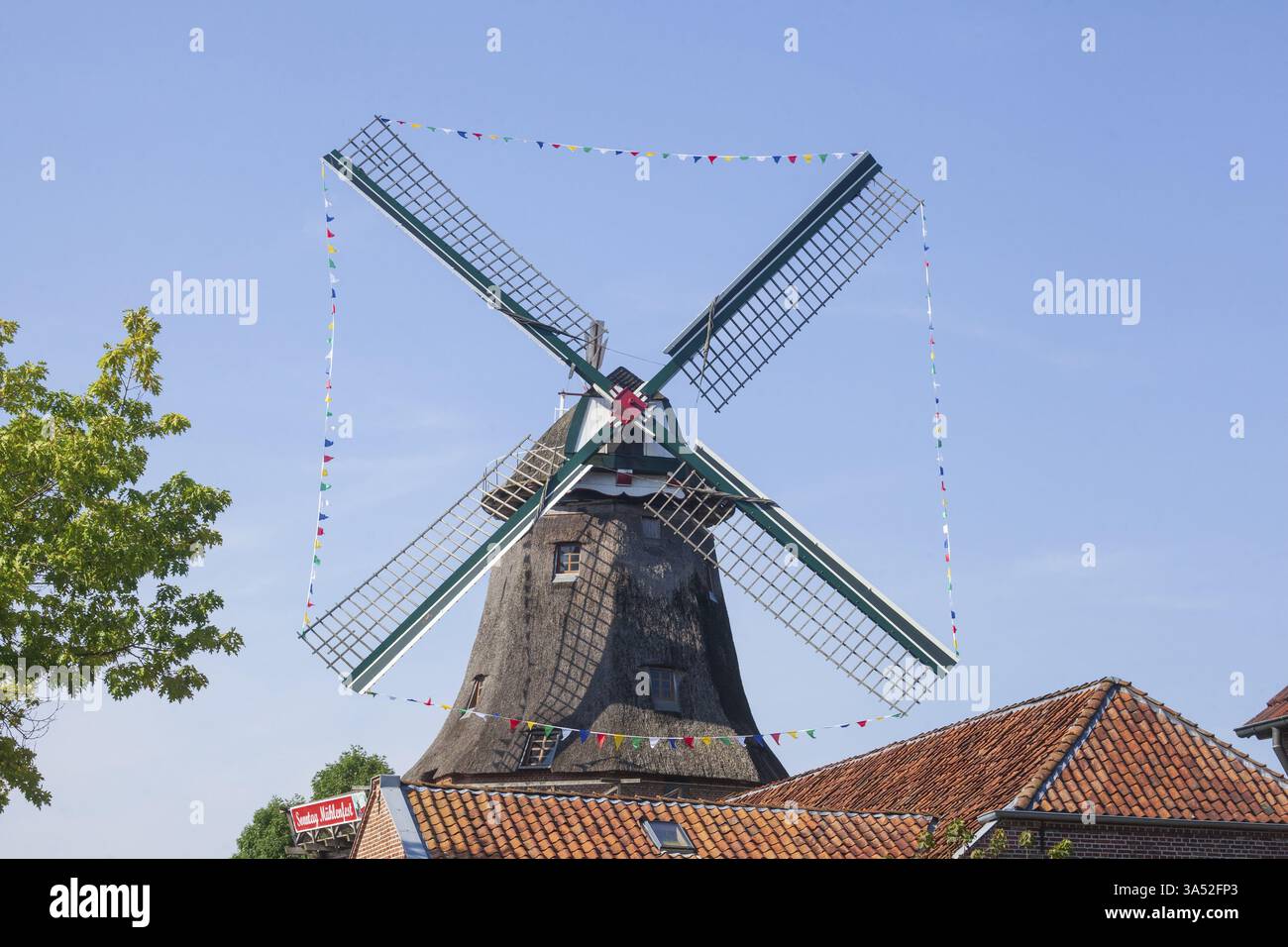 Abattoir, moulin à vent, Jever, Frise orientale, basse-Saxe, Allemagne, Europe Banque D'Images