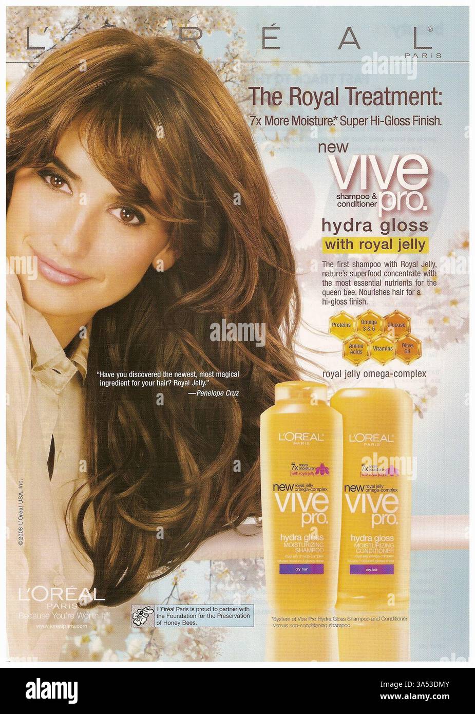 2008 Penelope Cruz pour L’Oreal vive Pro Shampoo & Conditioner annonce imprimée Banque D'Images