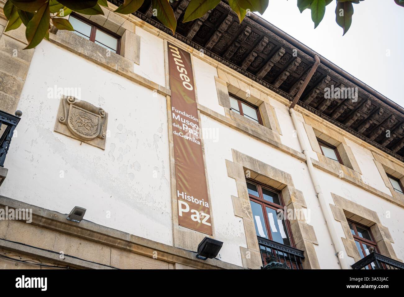Le Musée de la paix, ou Museo dela Paz de Gernika, est un musée dédié à l'importance de la ville et à son rôle pendant la guerre civile espagnole. Banque D'Images