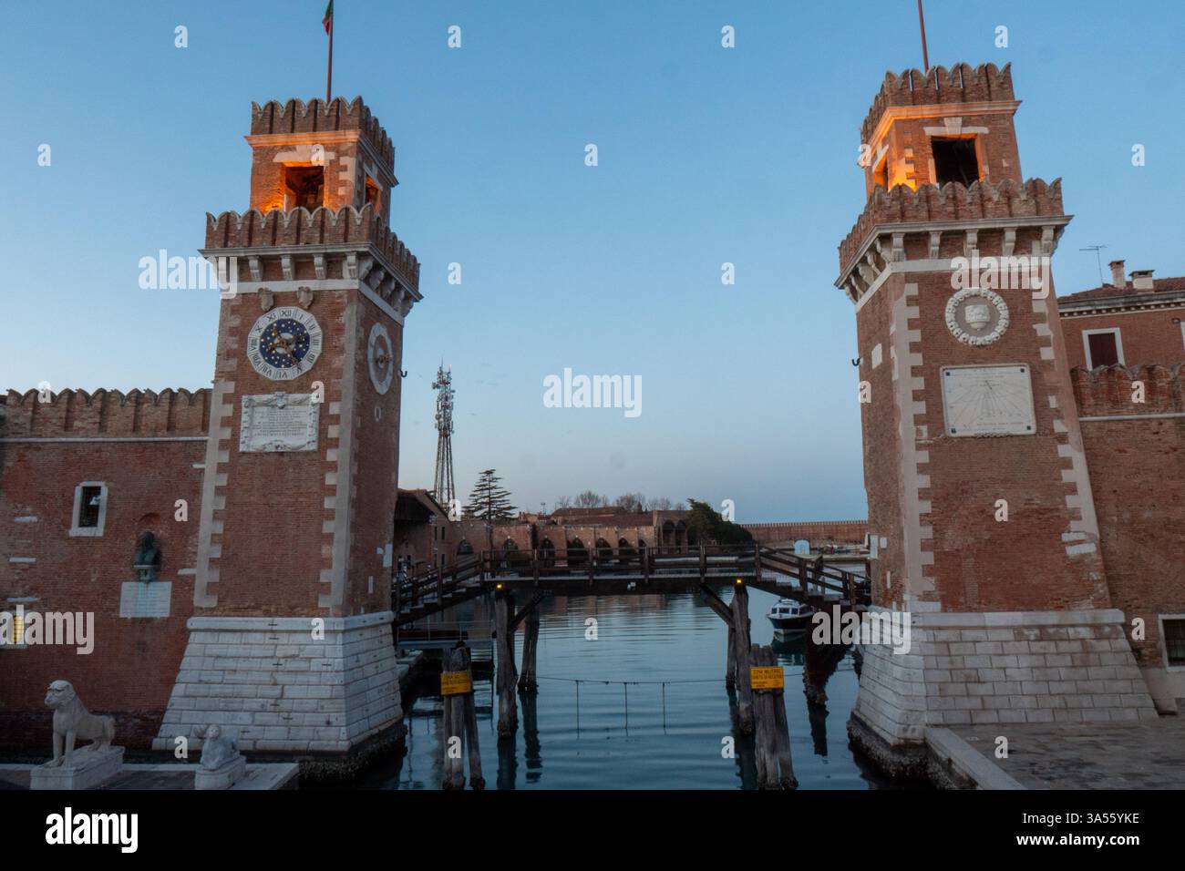 Arsenale di Venezia Historic Naval Gateway. Photo de haute qualité Banque D'Images