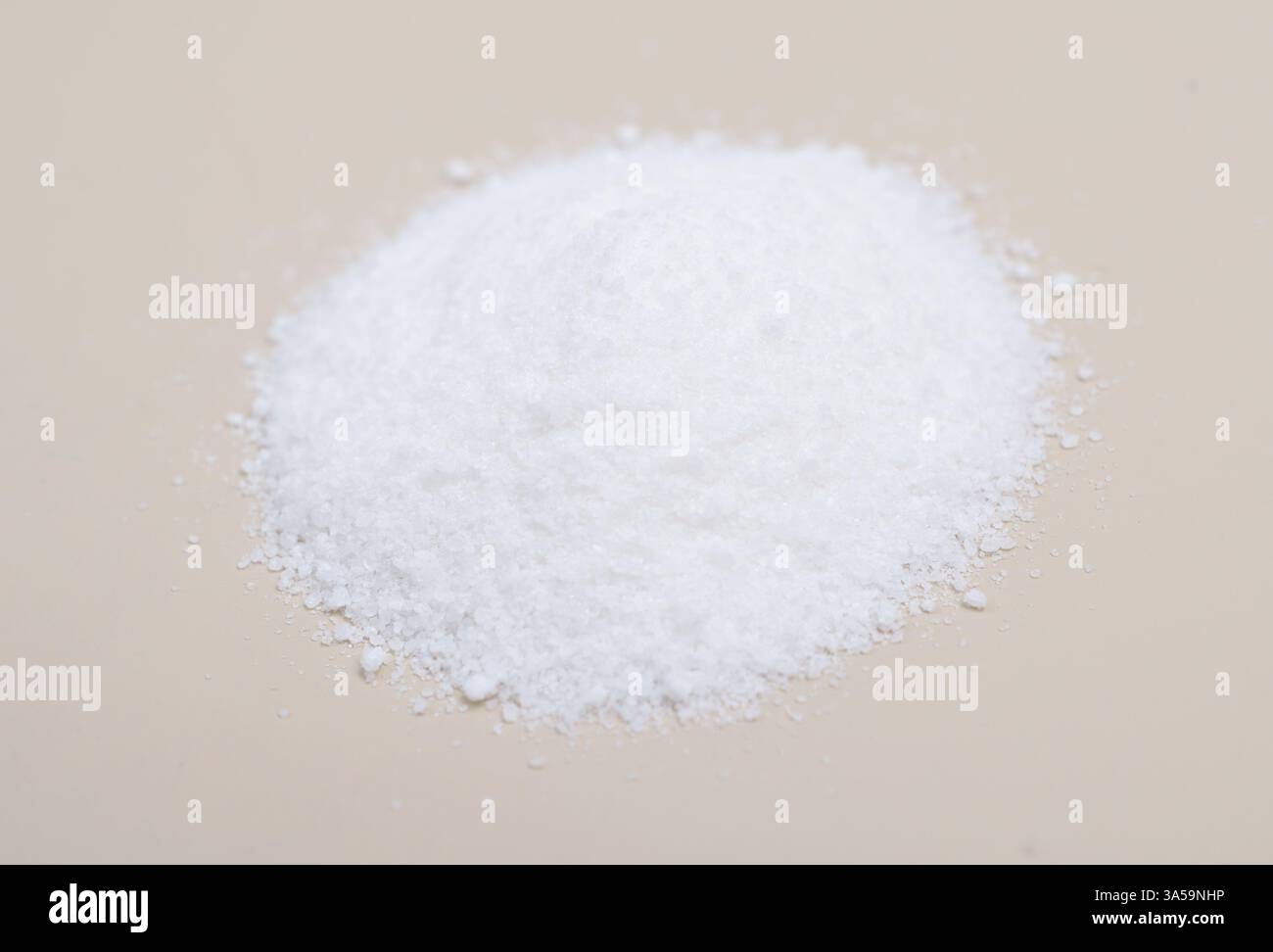 Le gluconate de sodium est un composé de formule NaC6H11O7. Banque D'Images