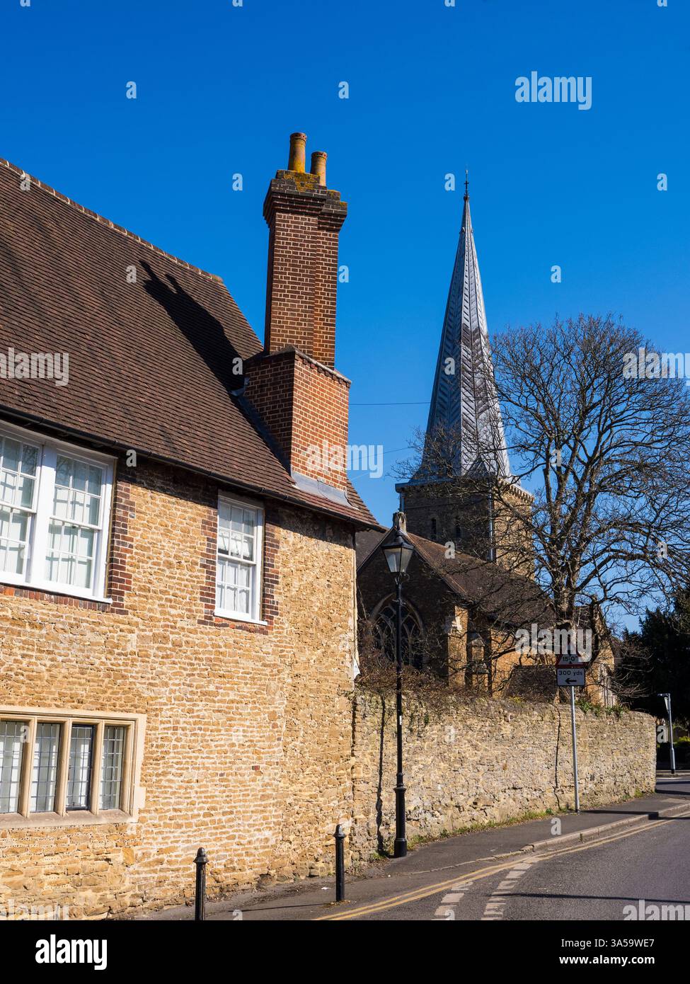 Godalming Minster - Church Street, The Church of Peter and membres Paul, Godalming, Surrey, England, UK, GB. Banque D'Images