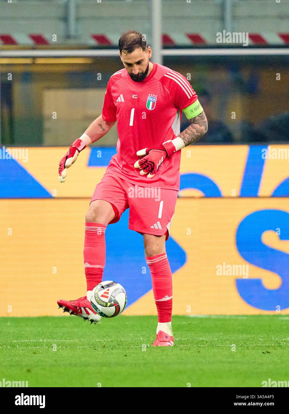 Gianluigi Donnarumma, gardien de but de l'ITA 1 dans l'UEFA Nations League 2025 match ITALIE - ALLEMAGNE 1-2 dans la saison 2024/2025 au 20 mars 2025 à Mailand, Italie. Photographe : Peter Schatz Banque D'Images
